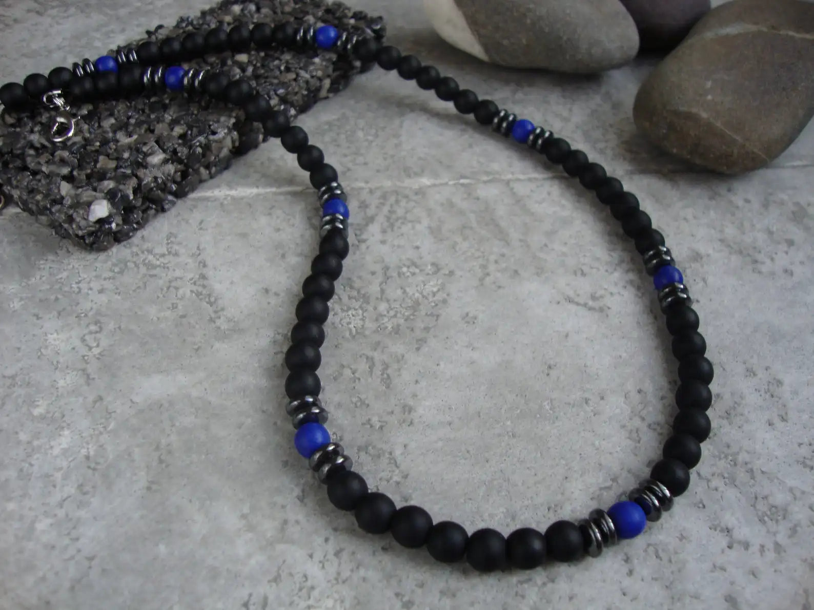 Tiger Eye and Black Onyx Beaded Choker Necklace – view 10