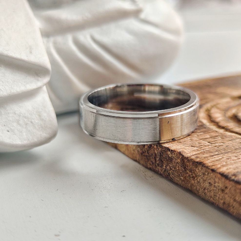 Tungsten Carbide Band Ring, 6mm – view 4
