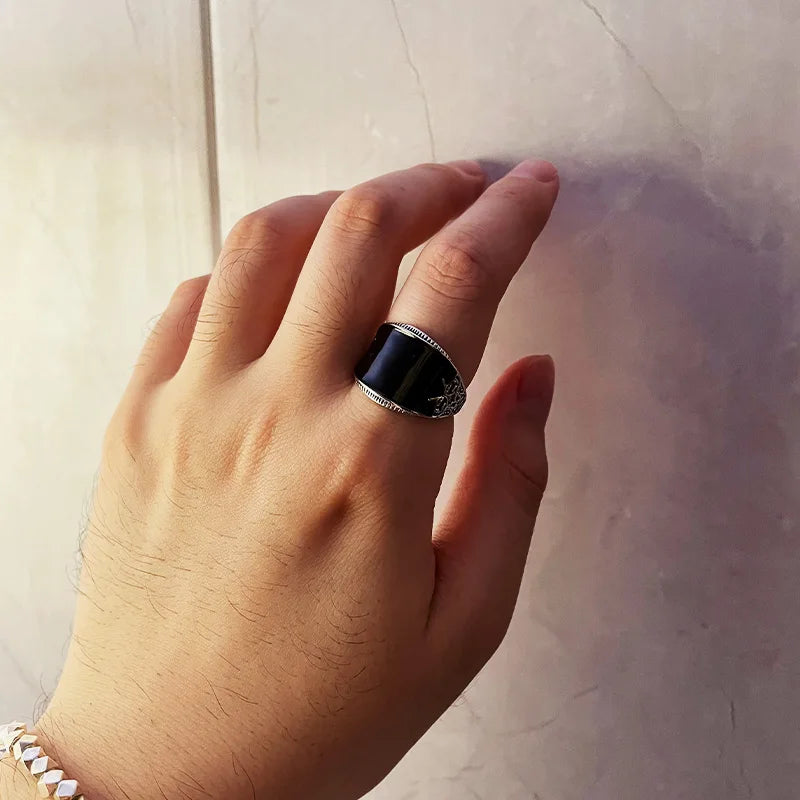 Black Resin Curved Zinc Alloy Ring – view 4
