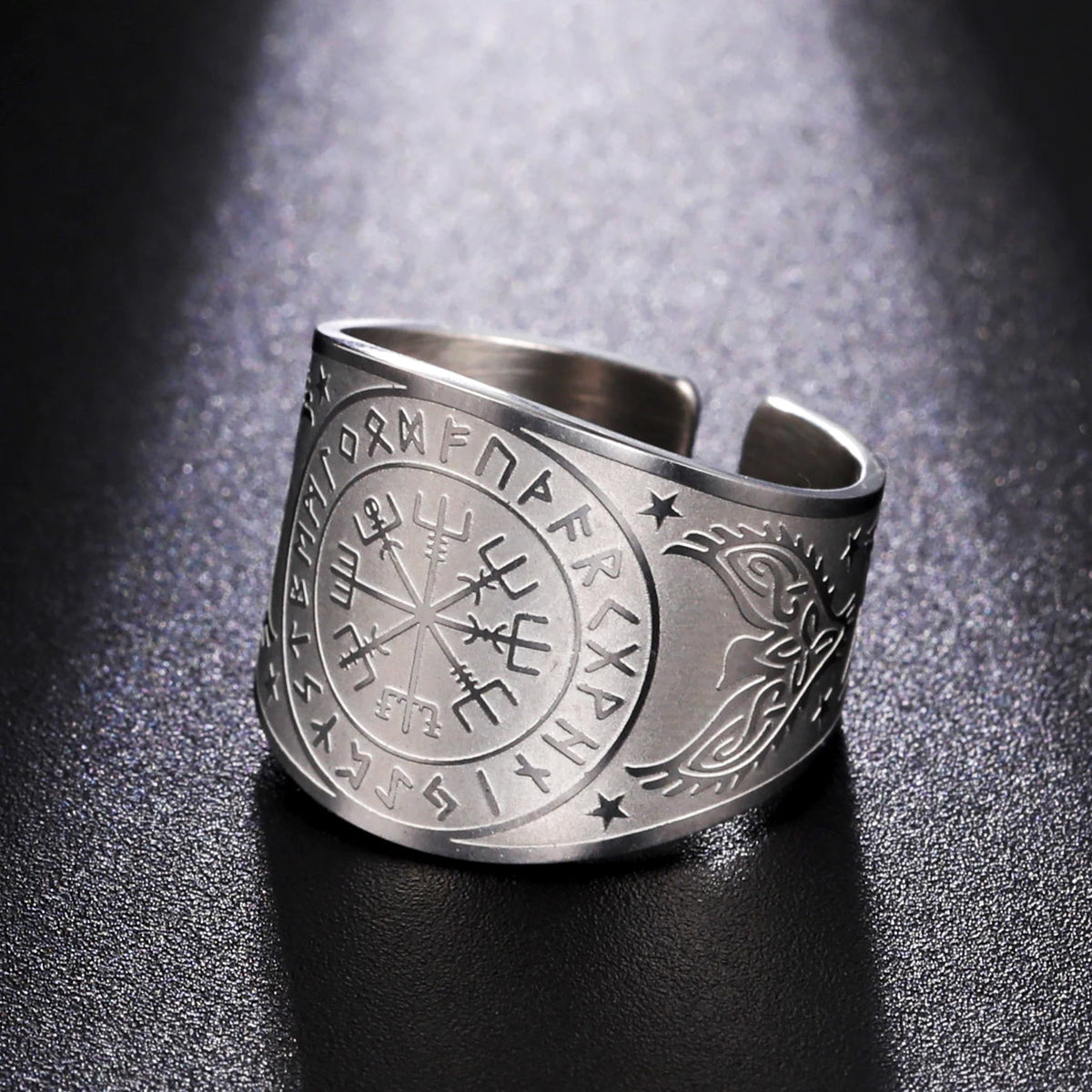Vegvisir Compass Ring
